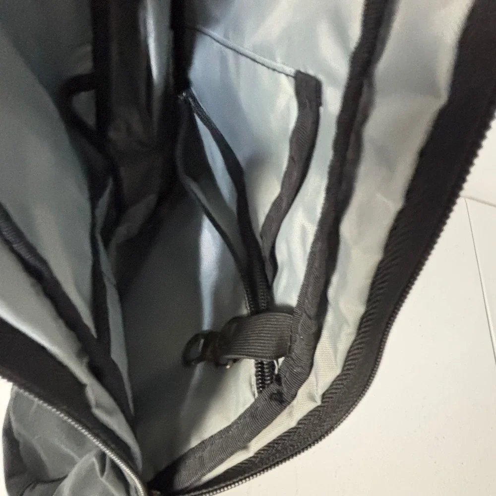 Vtg AmeriBag Healthy Back Bag Black Nylon Sling Backpack Metallic Gold Trim
